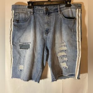 Rue 21 Mens Distressed Jean Shorts Size 36 NWT